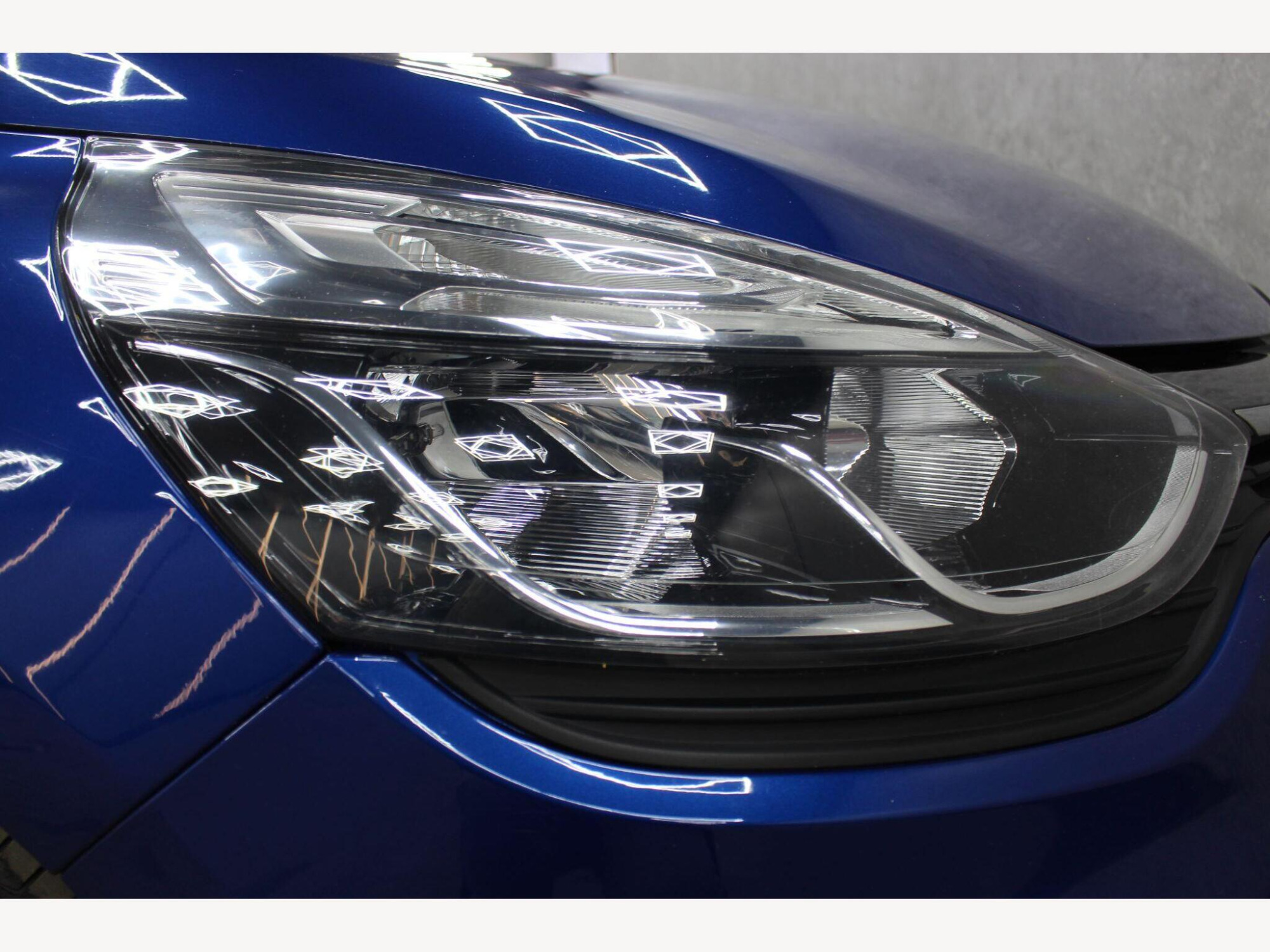 2018 Renault Clio image 9