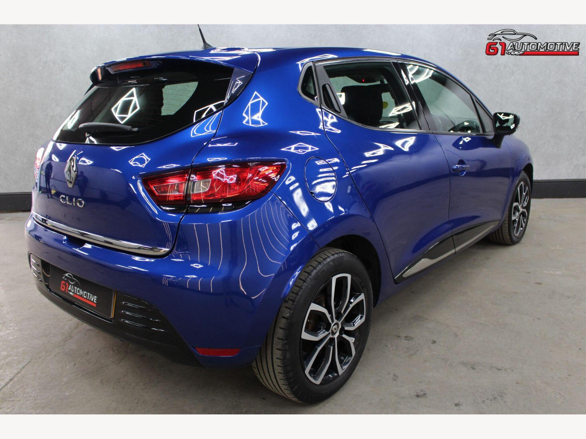 2018 Renault Clio image 8