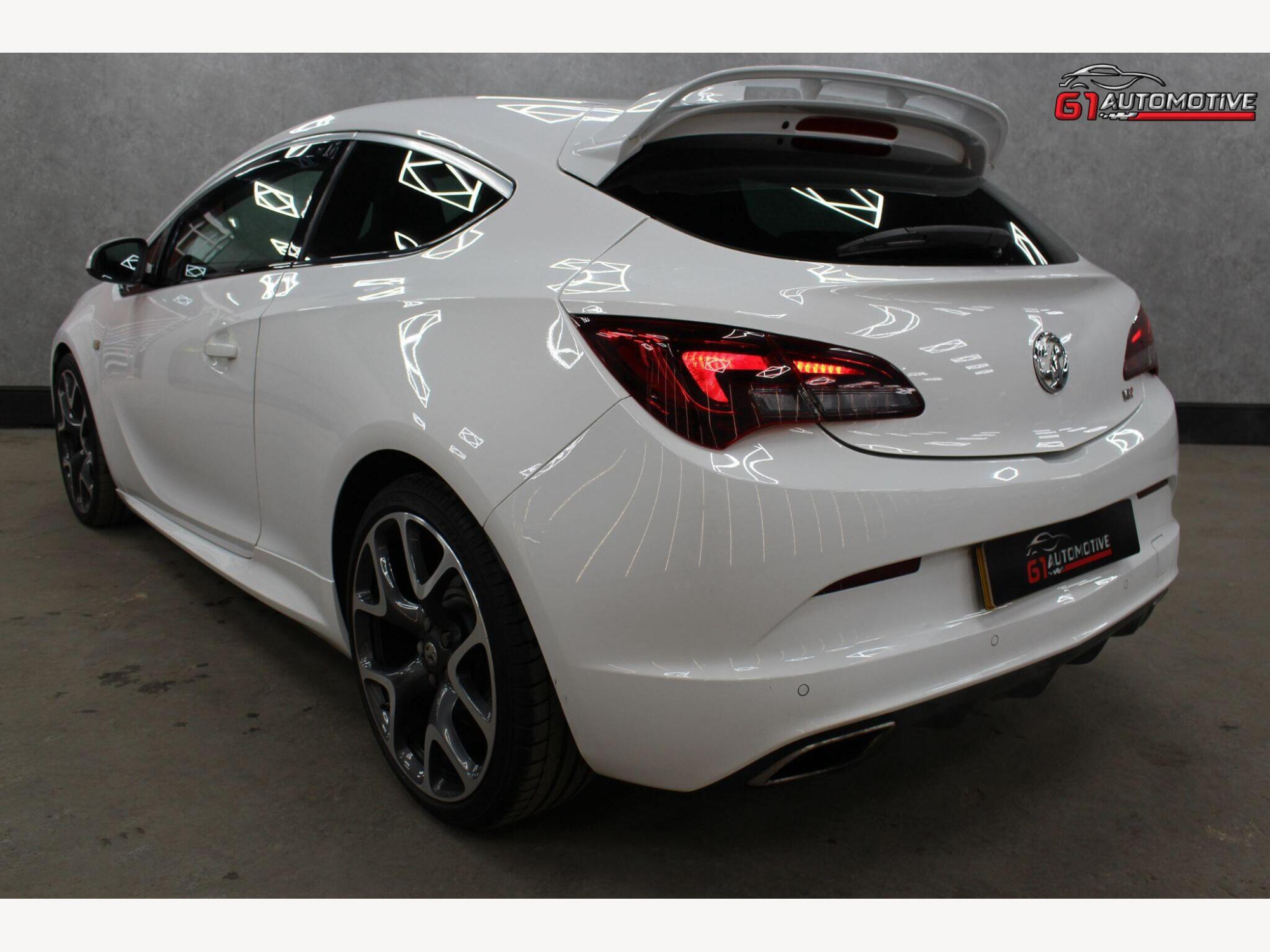 2017 Vauxhall Astra GTC image 6