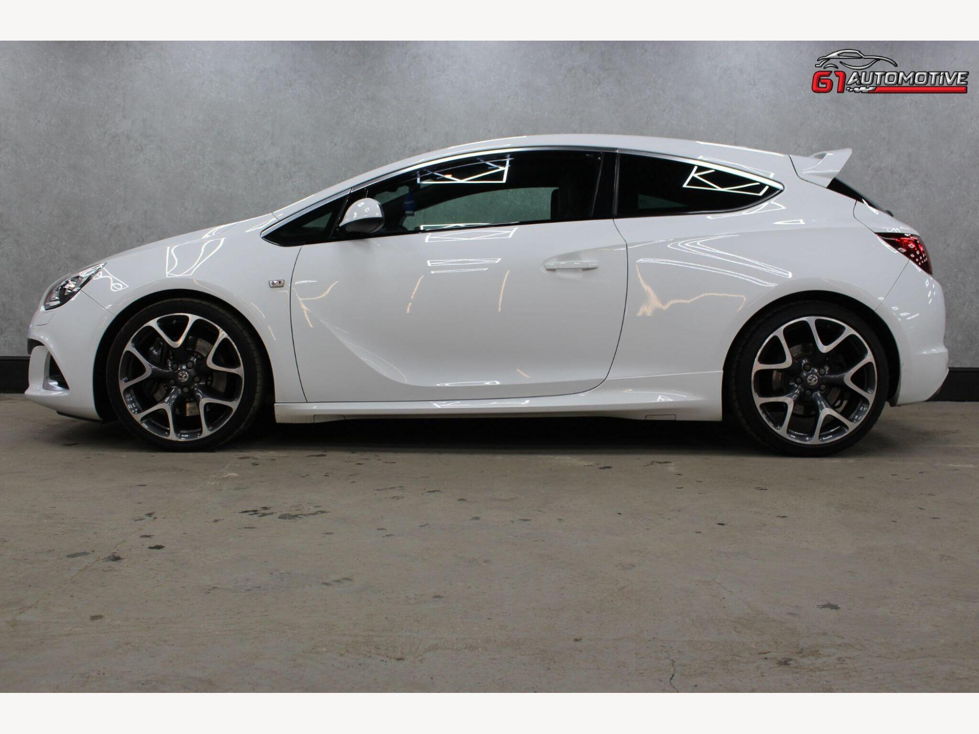 2017 Vauxhall Astra GTC image 5