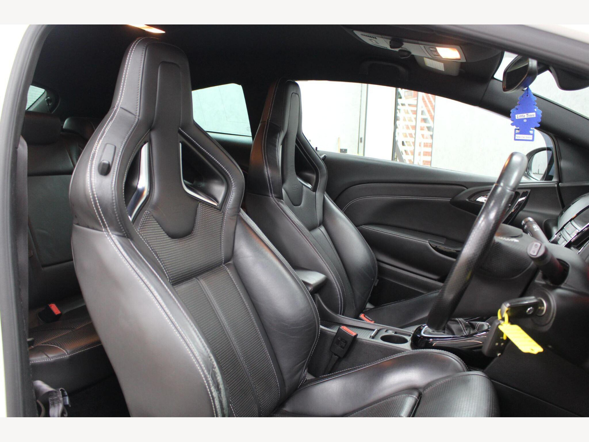 2017 Vauxhall Astra GTC image 32