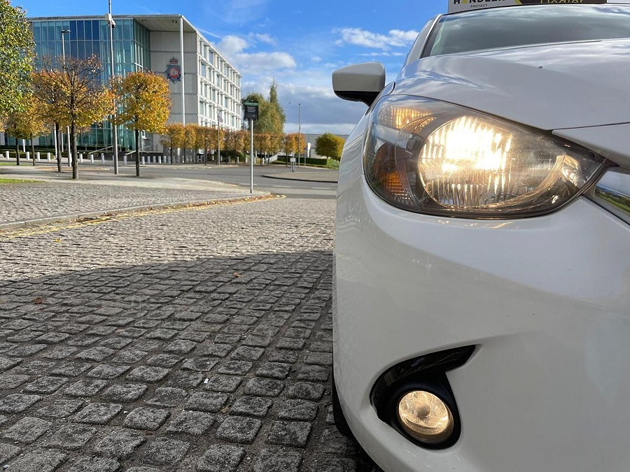 2015 Mazda Mazda2 photo 13