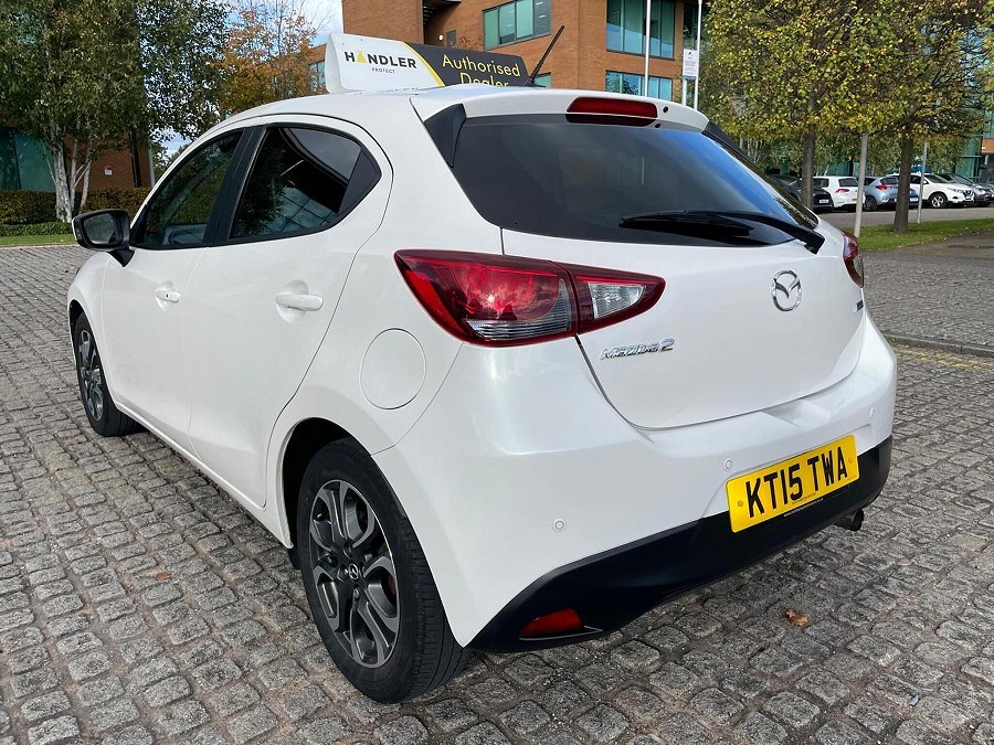 2015 Mazda Mazda2 photo 5