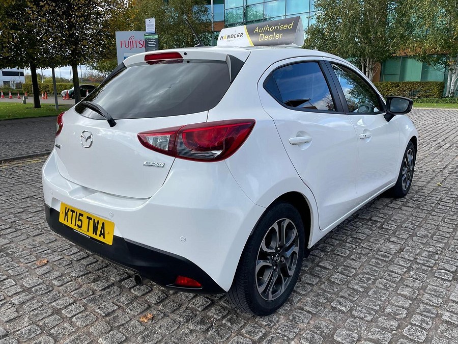 2015 Mazda Mazda2 photo 7
