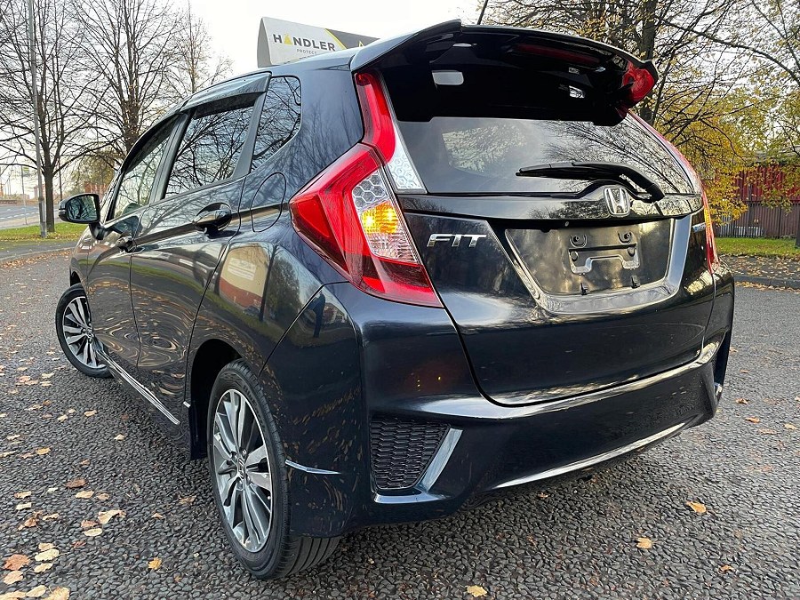 Honda Fit photo 10