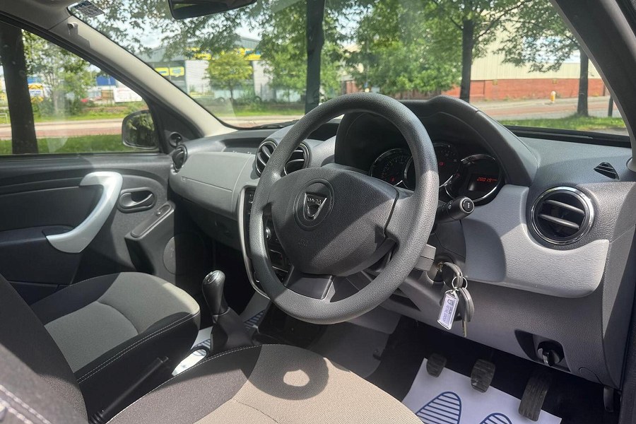 2016 Dacia Duster photo 14
