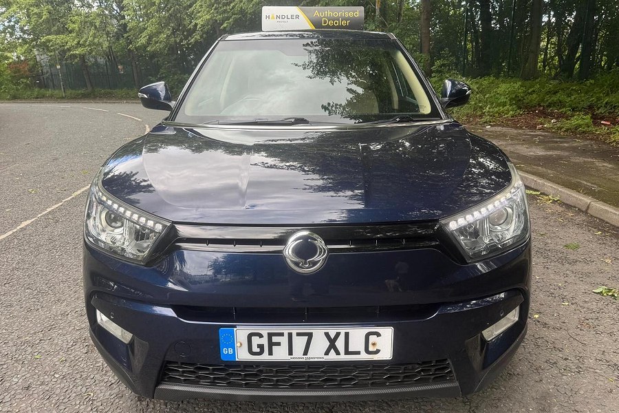 SsangYong Tivoli photo 2