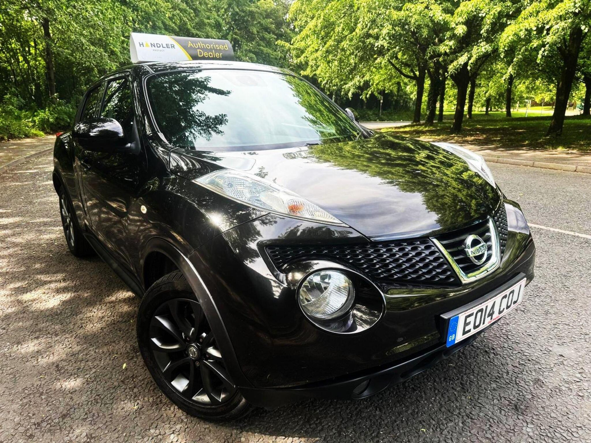 2014 Nissan Juke 1.6 Tekna SUV 5dr Petrol CVT Euro 5 (117 ps) for sale at Bros Motors