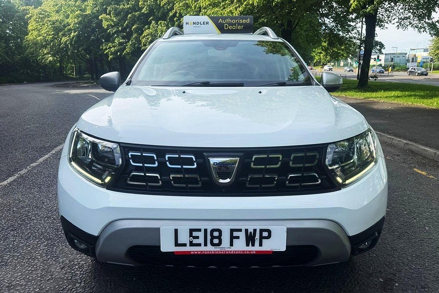 Dacia Duster photo 2