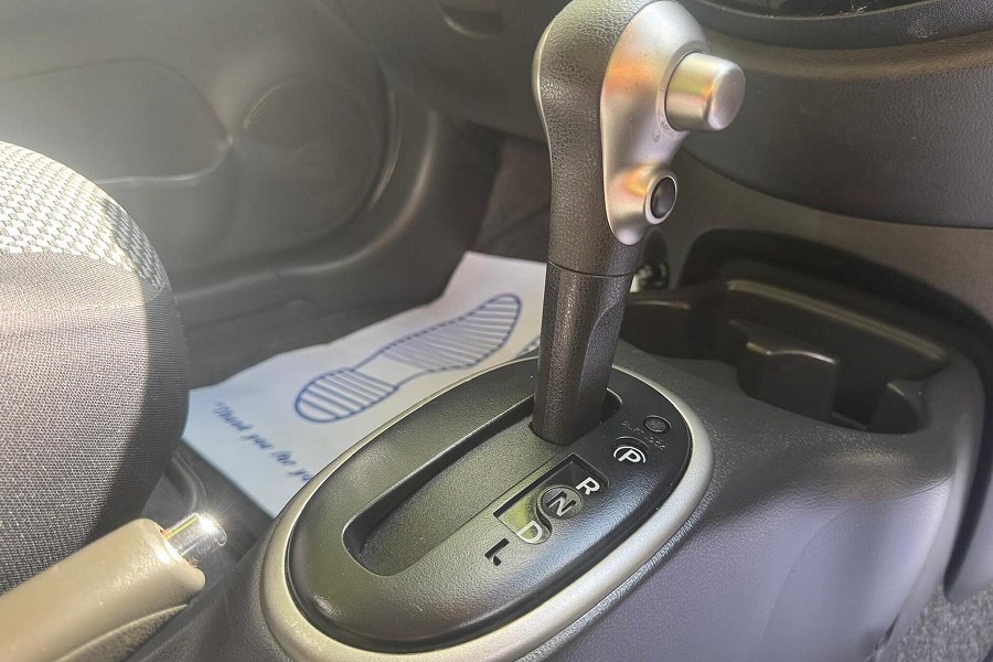 2014 Nissan Micra photo 14