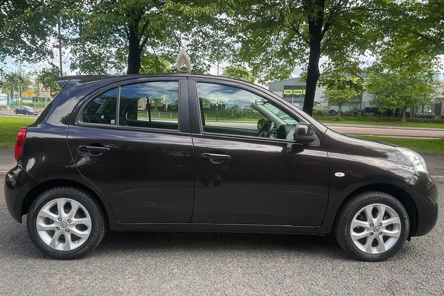 2014 Nissan Micra photo 8