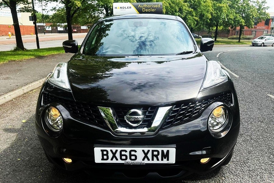 Nissan Juke photo 2