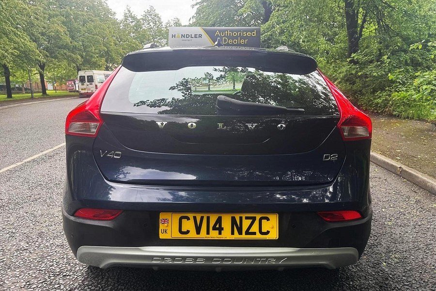 2014 Volvo V40 Cross Country photo 6