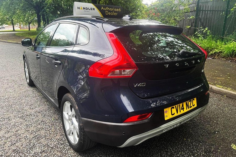 2014 Volvo V40 Cross Country photo 5