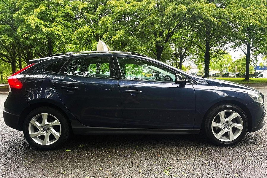 2014 Volvo V40 Cross Country photo 8