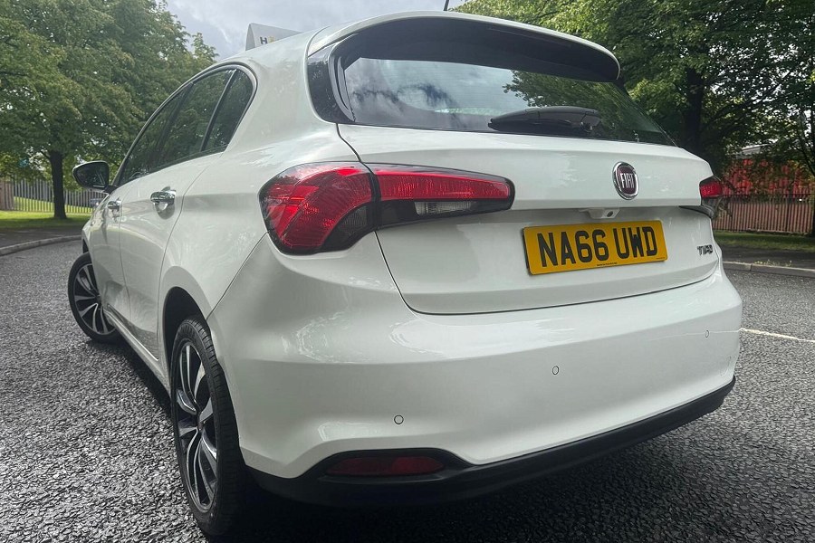 2016 Fiat Tipo photo 12