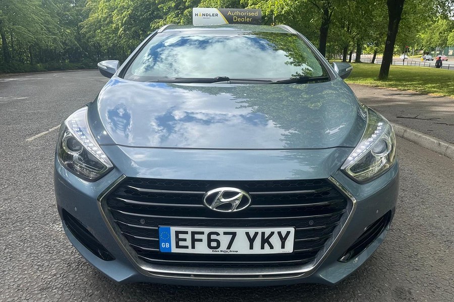 Hyundai i40 photo 2