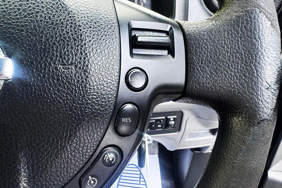 2013 Nissan NV200 photo 14