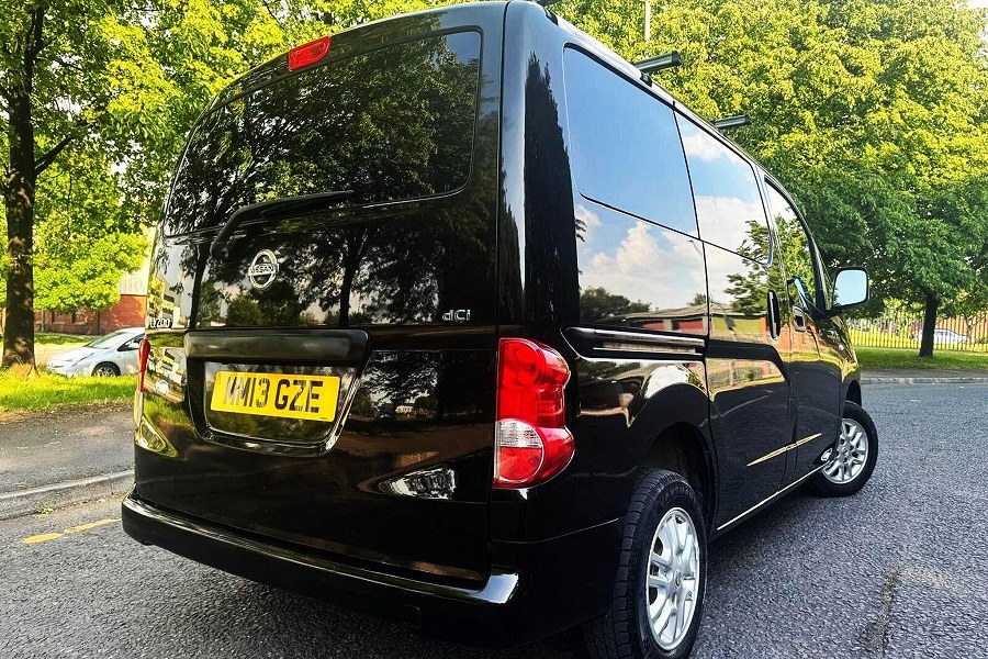 2013 Nissan NV200 photo 11