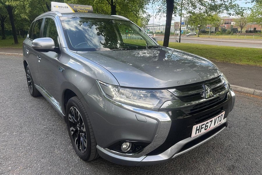 2017 Mitsubishi Outlander photo 4