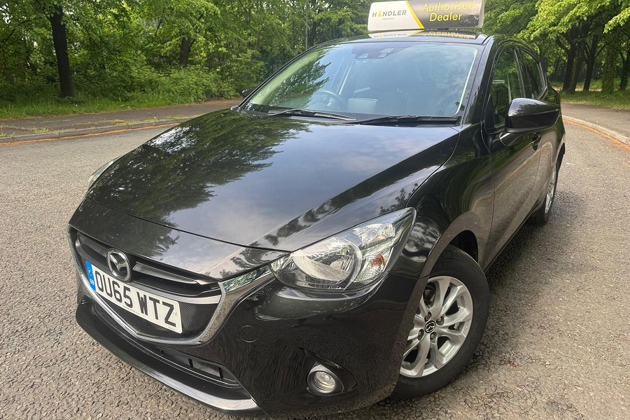 2015 Mazda Mazda2 photo 9