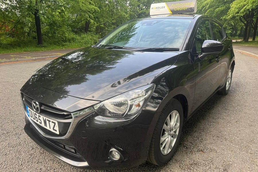 2015 Mazda Mazda2 photo 3