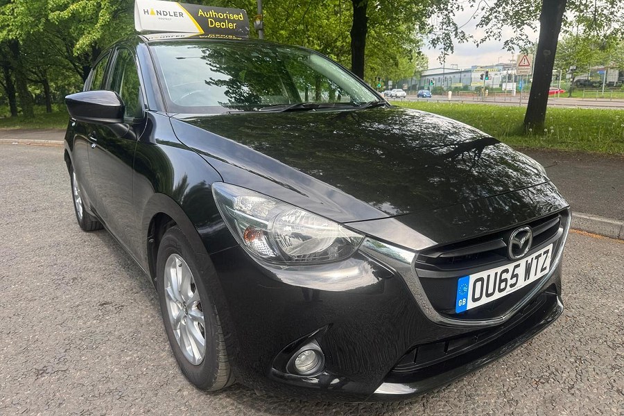2015 Mazda Mazda2 photo 10