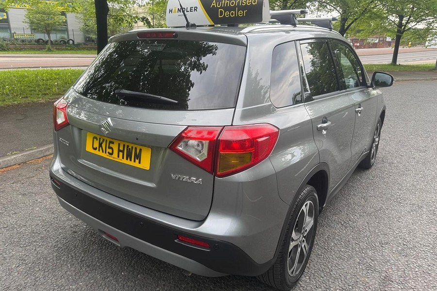 2015 Suzuki Vitara photo 13