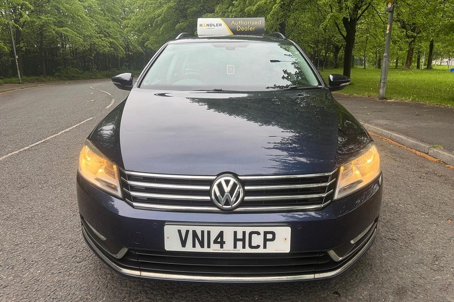 Volkswagen Passat photo 2