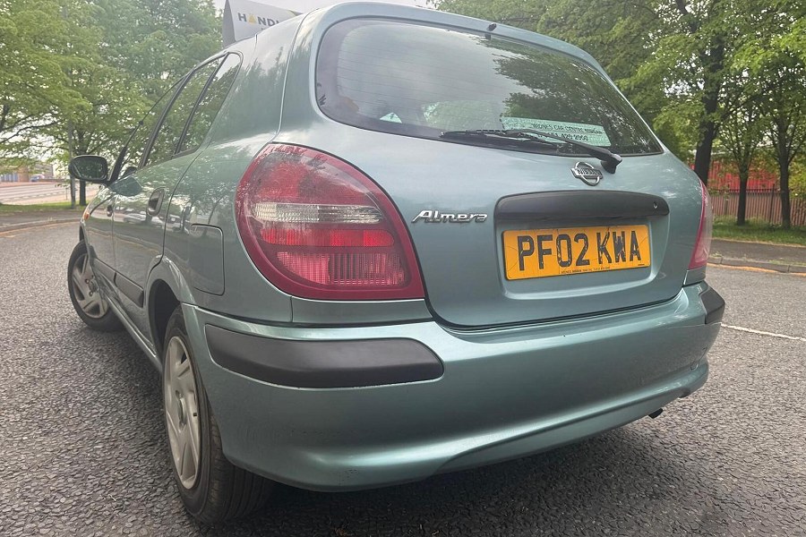 2002 Nissan Almera photo 7
