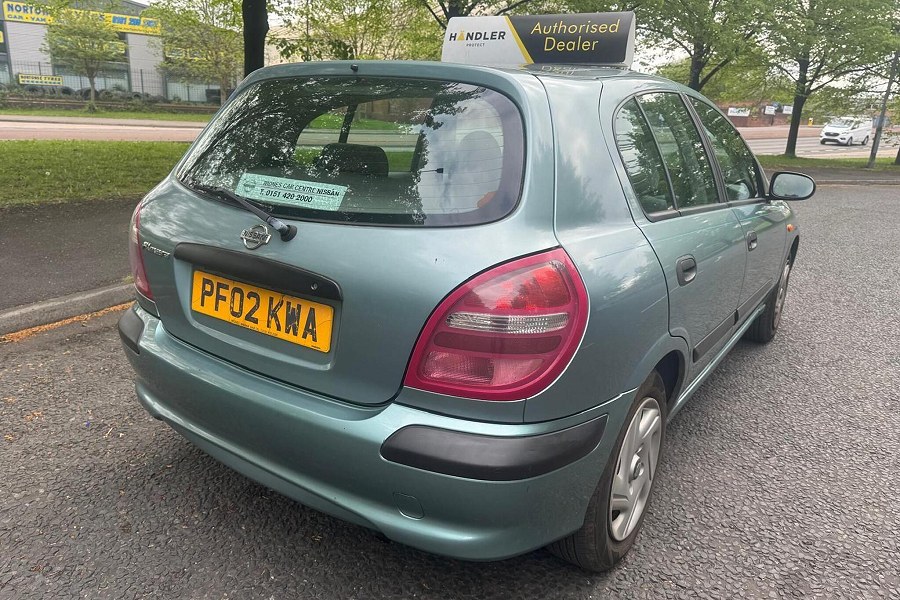 2002 Nissan Almera photo 10