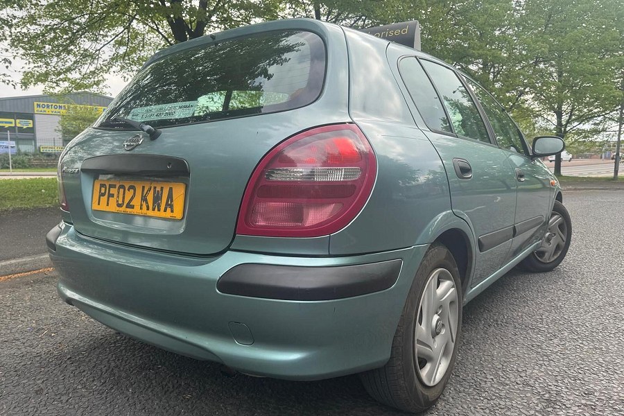 2002 Nissan Almera photo 11