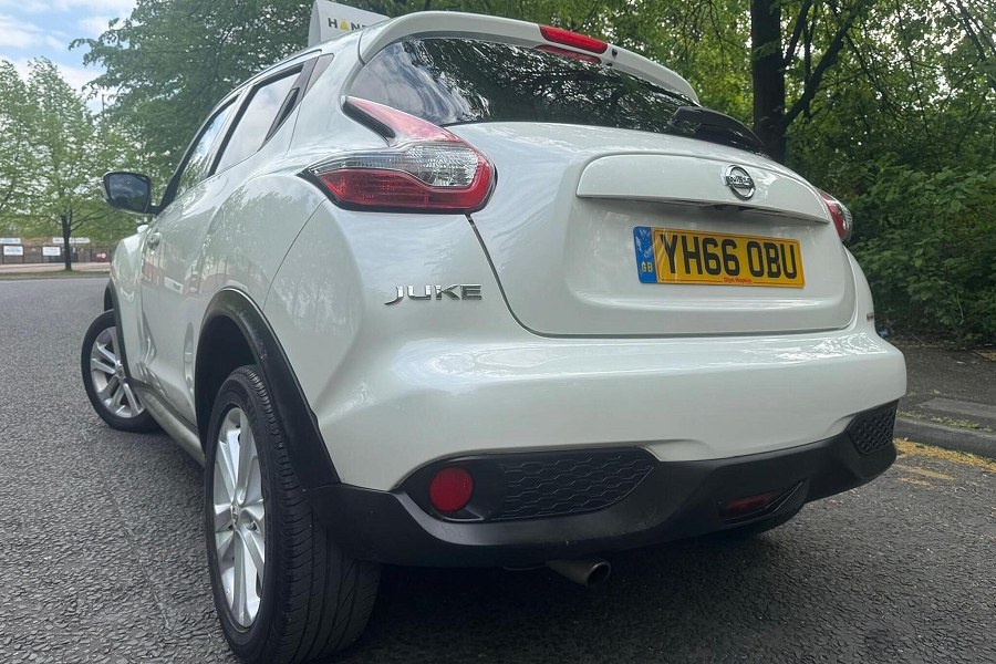 2016 Nissan Juke photo 9