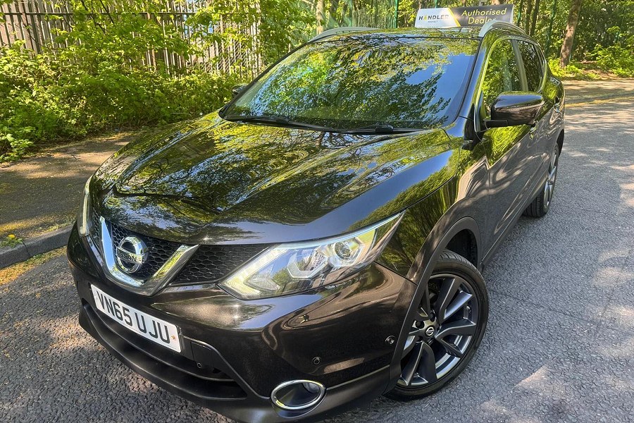 2015 Nissan Qashqai photo 3