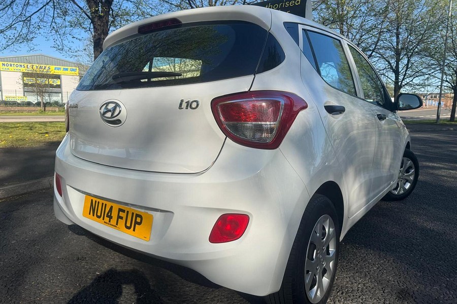 2014 Hyundai i10 photo 12