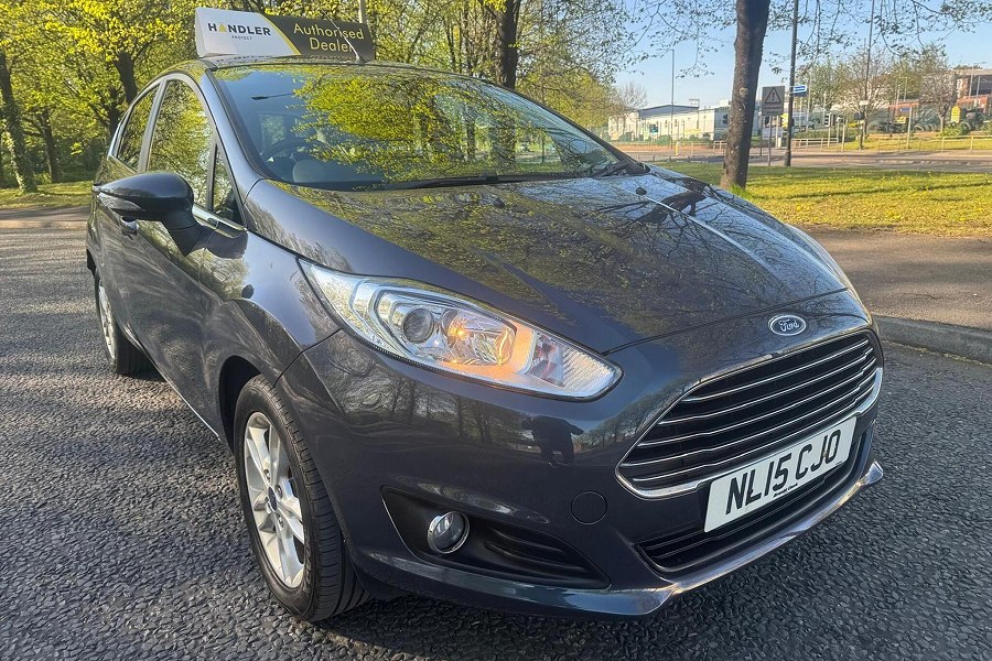 2015 Ford Fiesta photo 4