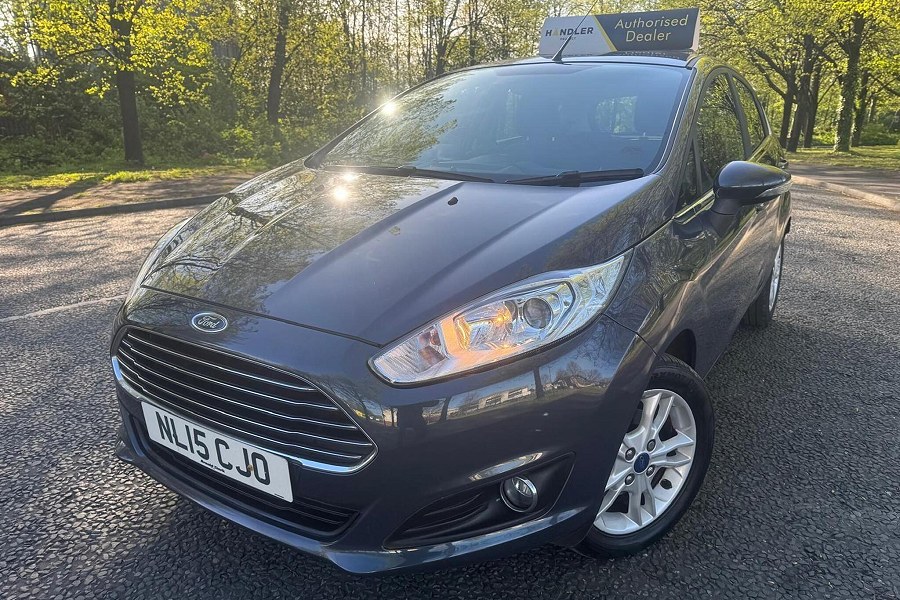 2015 Ford Fiesta photo 3