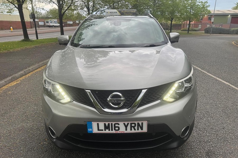 Nissan Qashqai photo 2