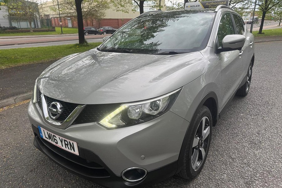2016 Nissan Qashqai photo 3