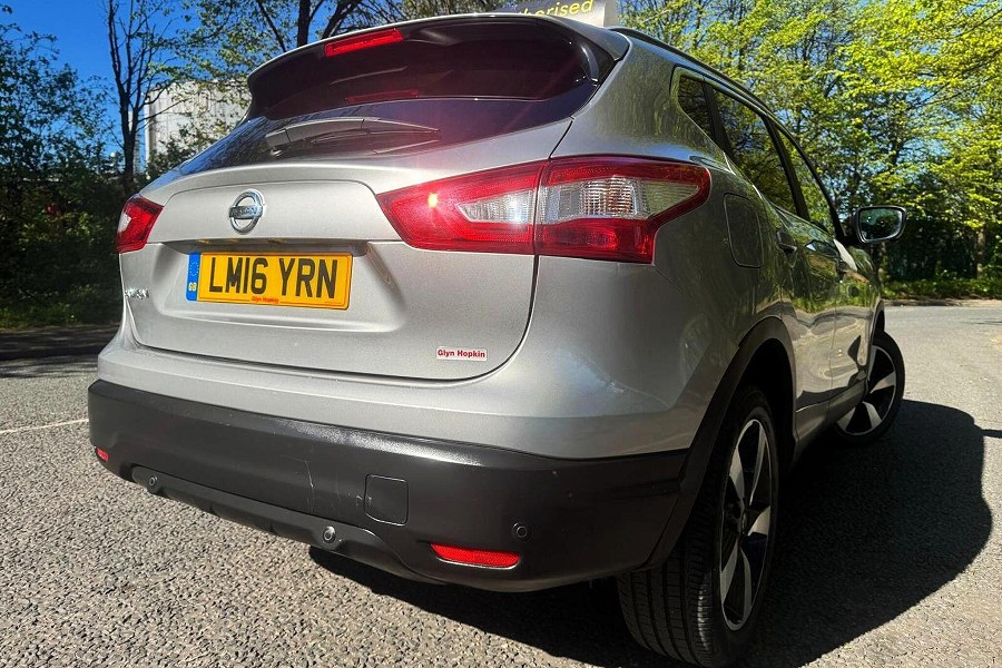 2016 Nissan Qashqai photo 12