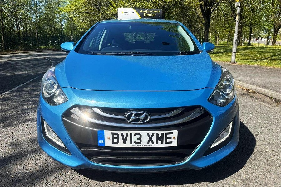 Hyundai i30 photo 2