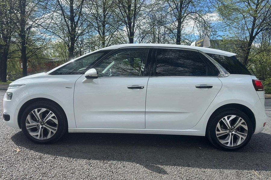 2016 Citroen C4 Picasso photo 11