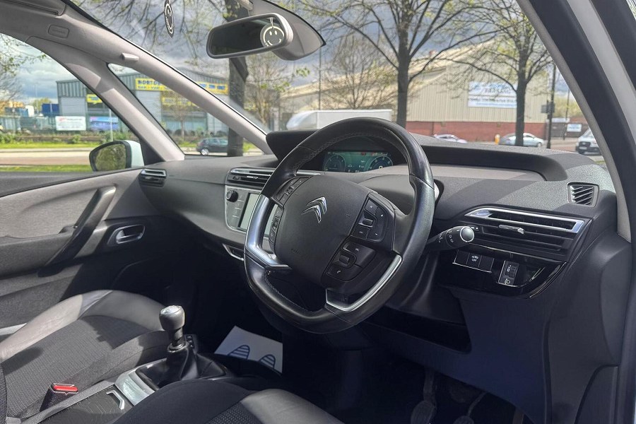 2016 Citroen C4 Picasso photo 14