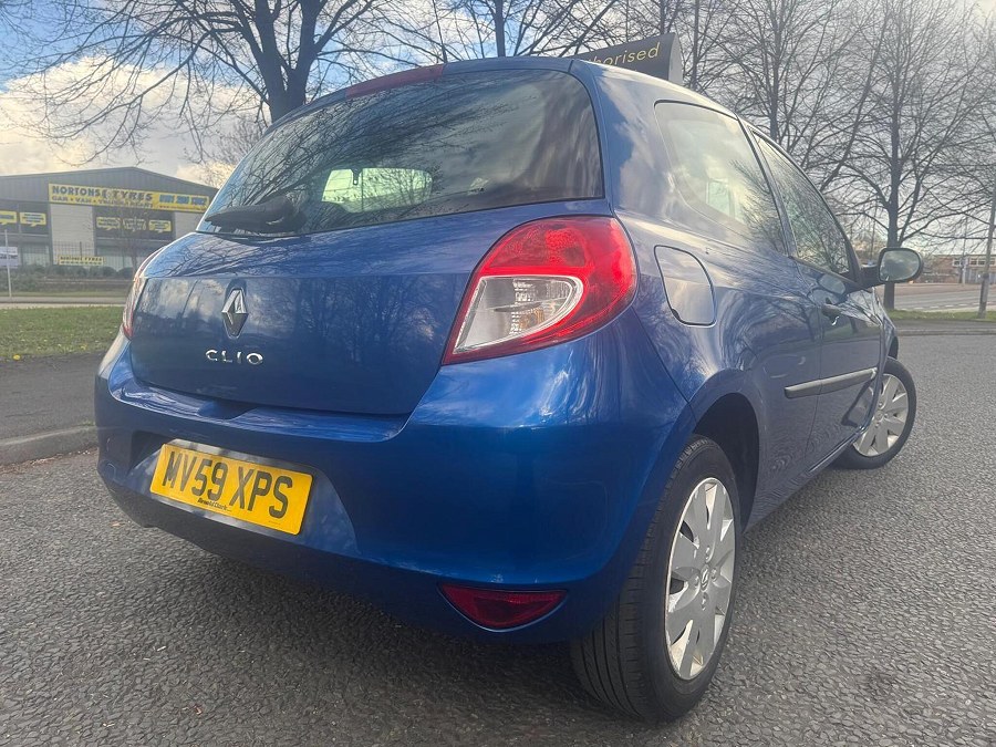 2009 Renault Clio photo 13
