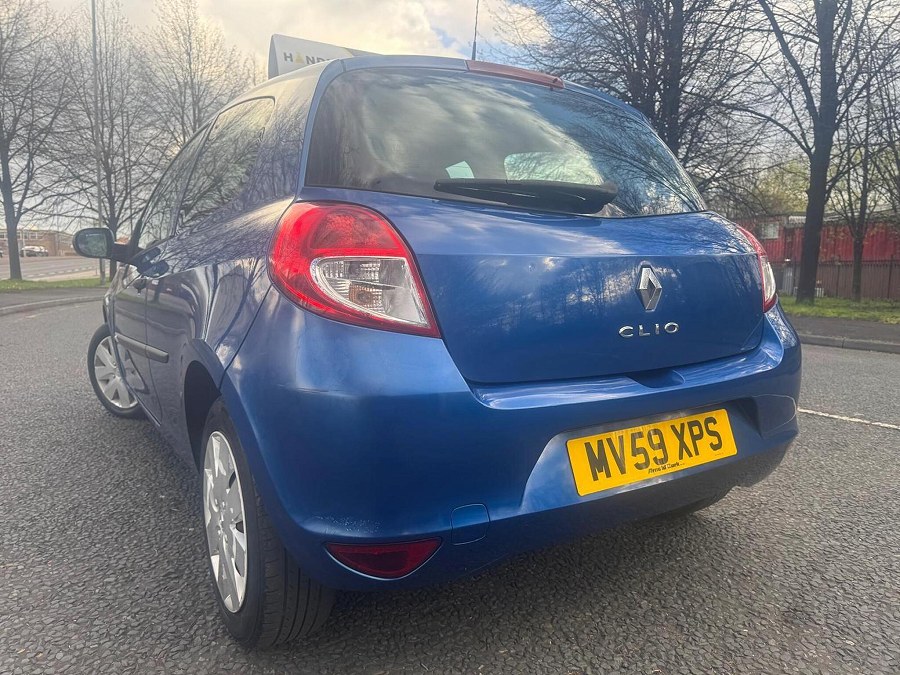 2009 Renault Clio photo 4