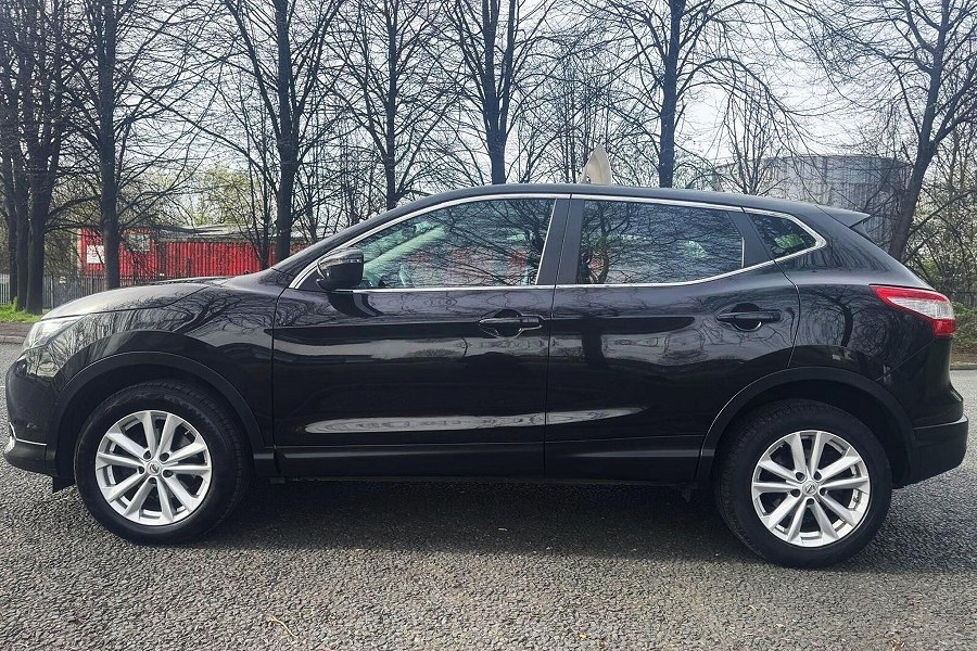 2015 Nissan Qashqai photo 4