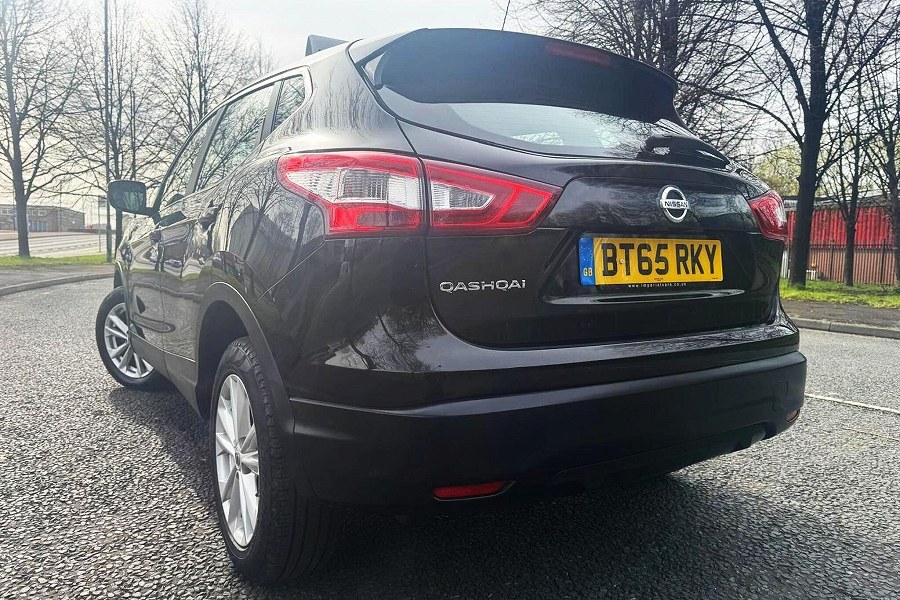 2015 Nissan Qashqai photo 10