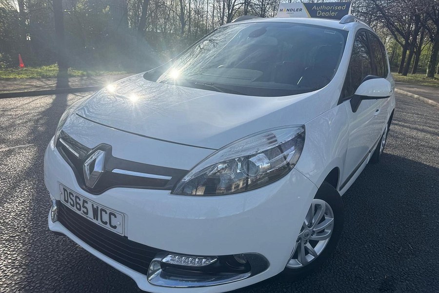 2015 Renault Grand Scenic photo 10