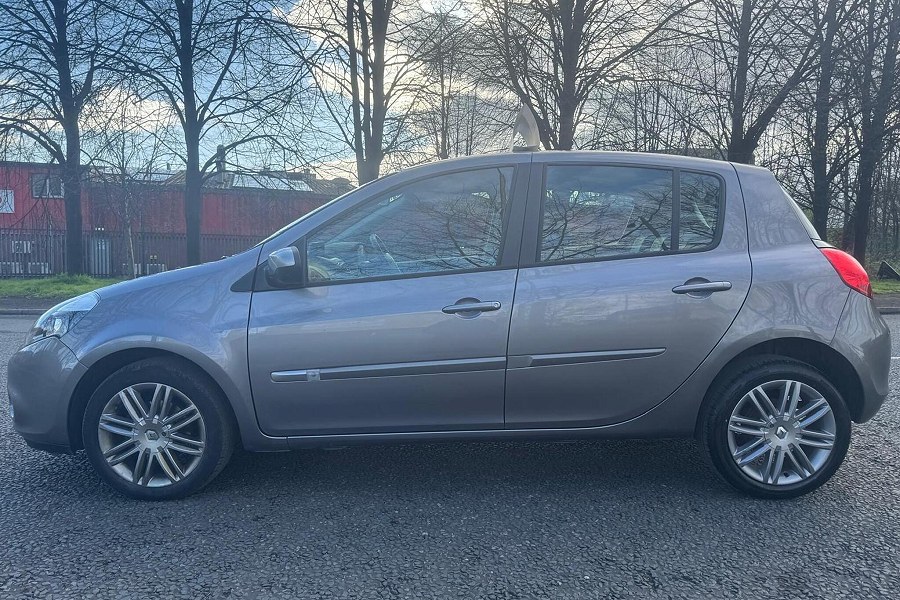 2012 Renault Clio photo 4