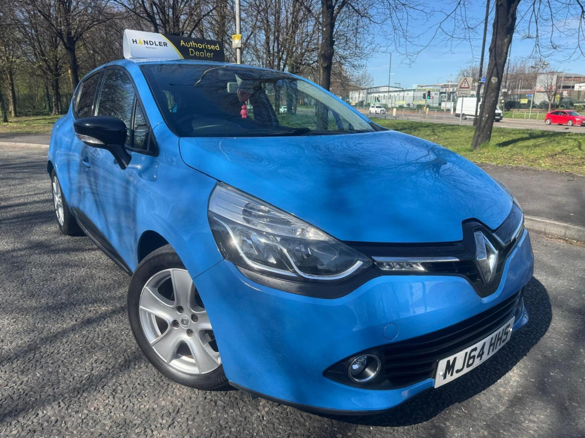 2014 Renault Clio 1.5 dCi Dynamique MediaNav Euro 5 (s/s) 5dr for sale at Bros Motors